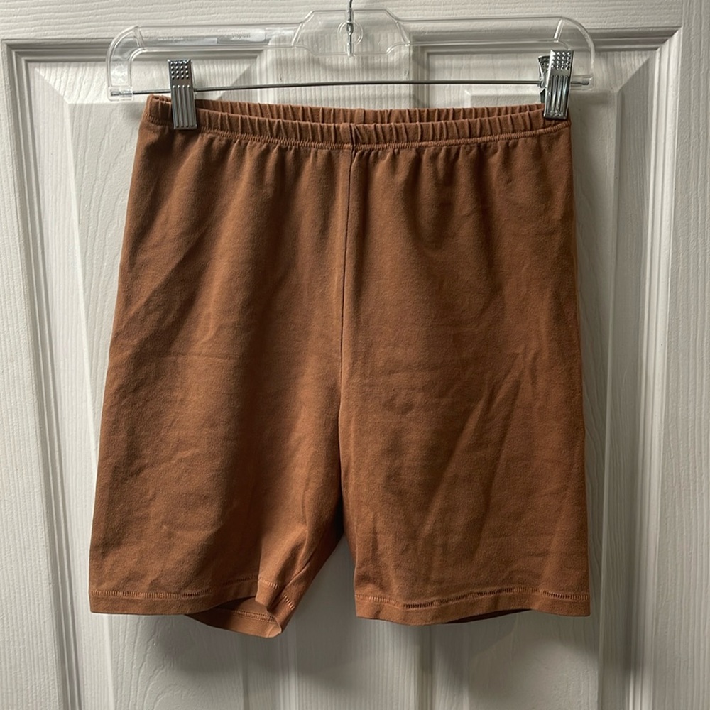 SKIMS Women’s Outdoor Biker Shorts Camel Color Size Medium